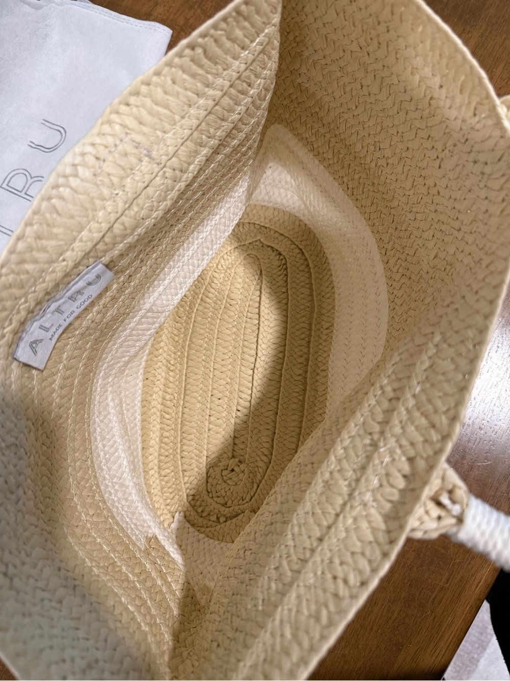 Altru Tan & White Woven Straw Tote - Picture 5 of 5